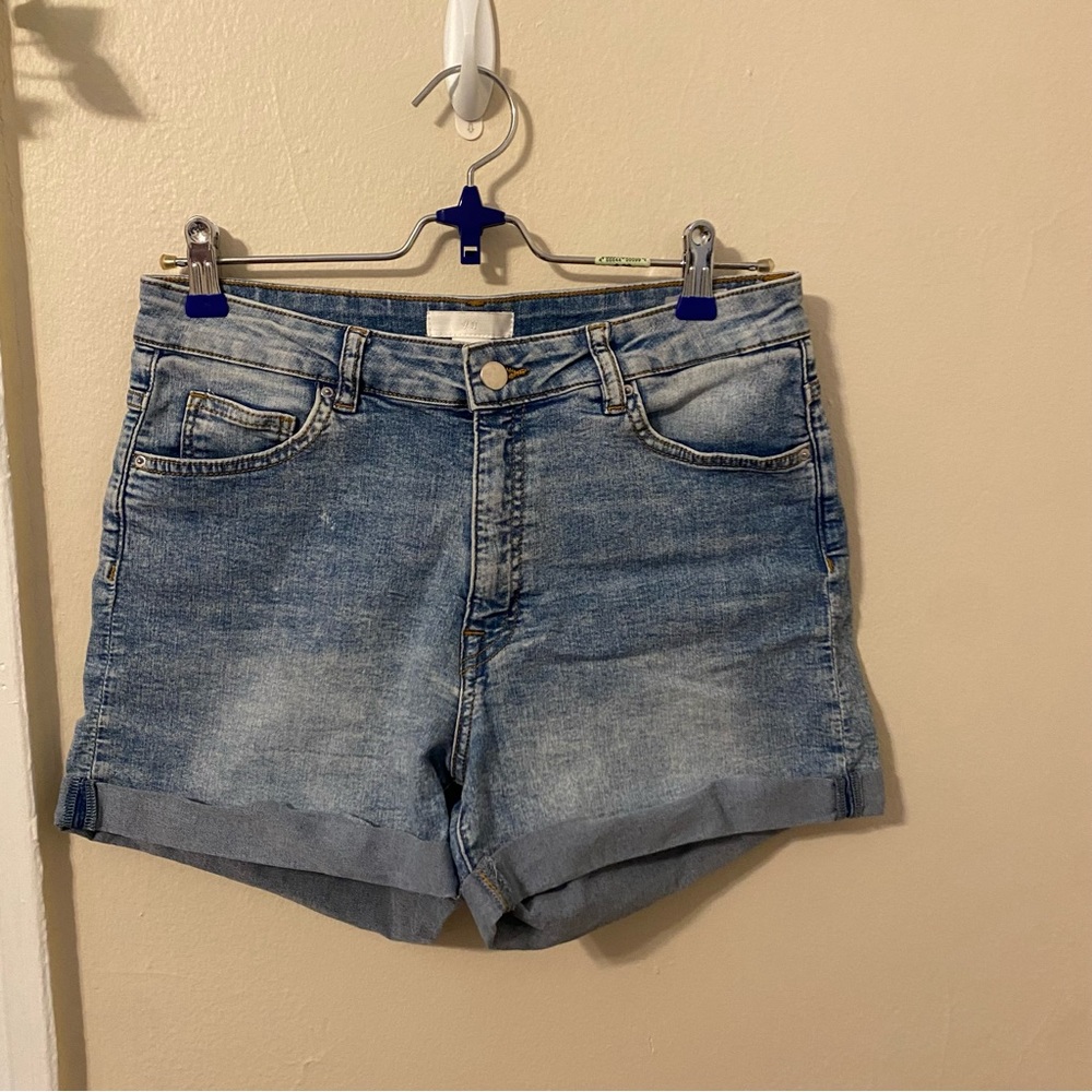 H&M denim shorts